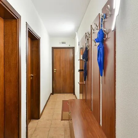 Budget Flat In Апартаменты Варна
