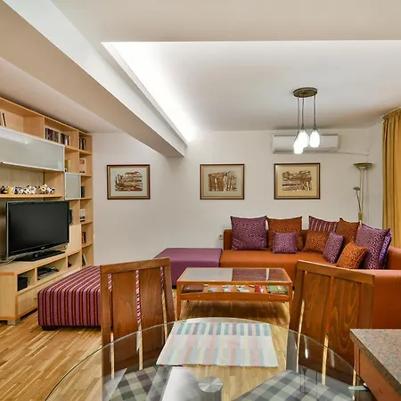 Budget Flat In Апартаменты Варна