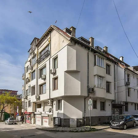 Budget Flat In Апартамент Варна